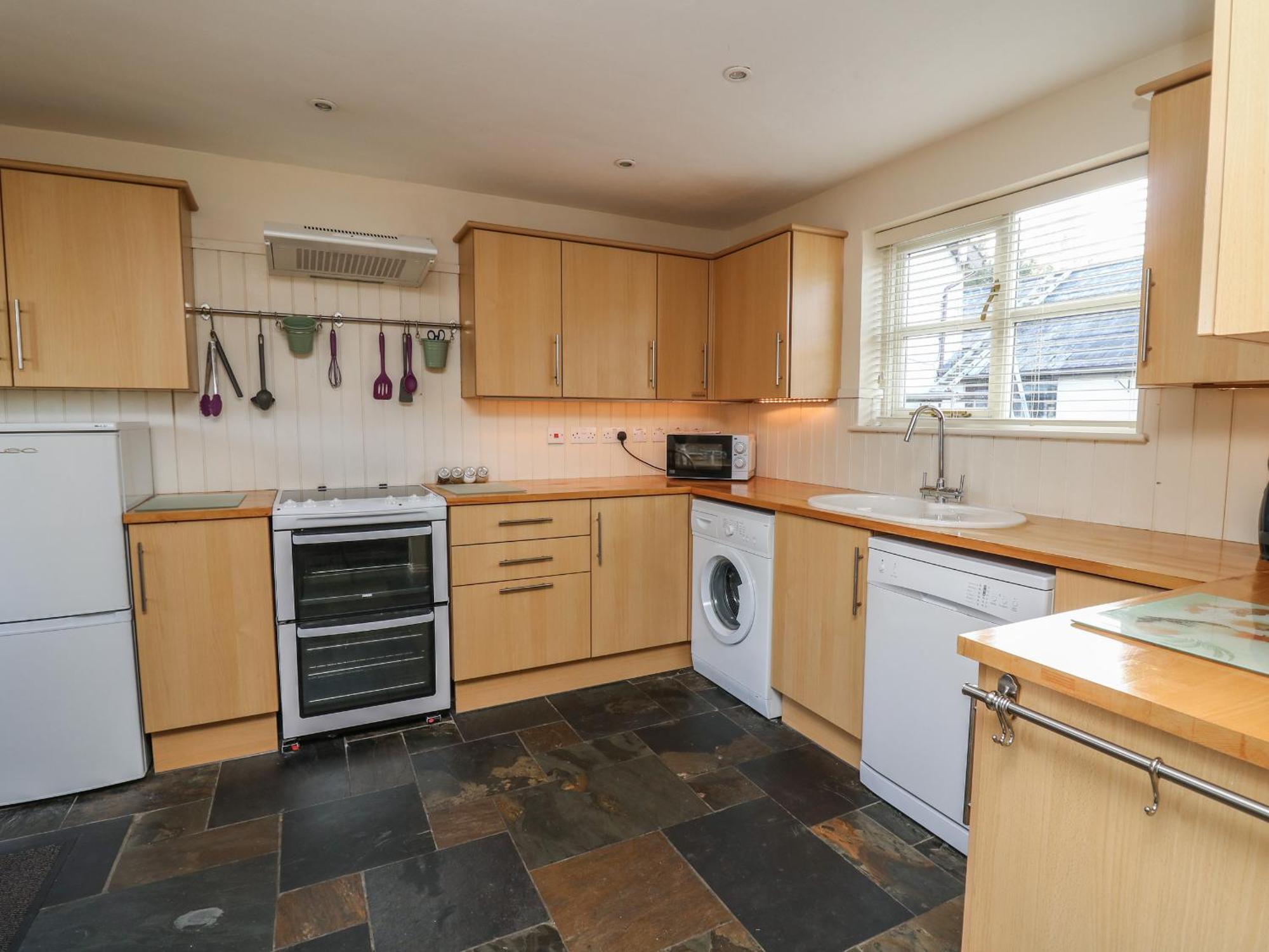 Caely Villa Llandrindod Wells Exteriör bild
