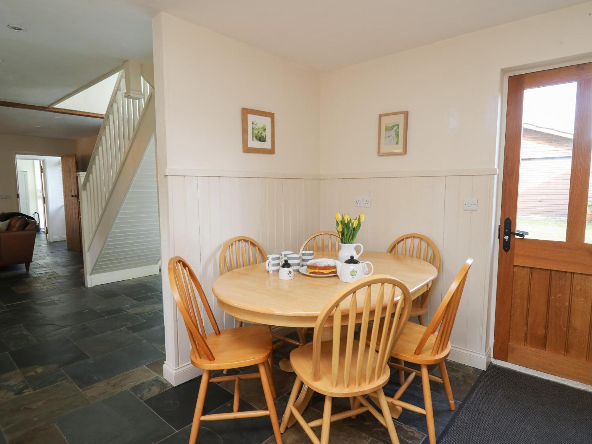 Caely Villa Llandrindod Wells Exteriör bild