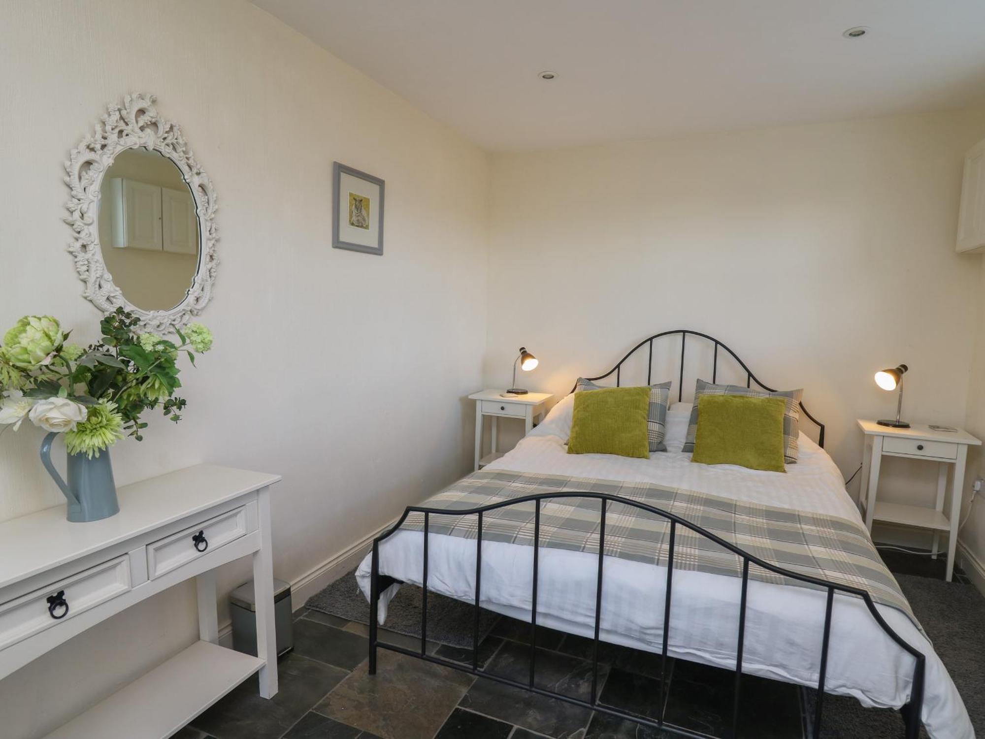 Caely Villa Llandrindod Wells Exteriör bild
