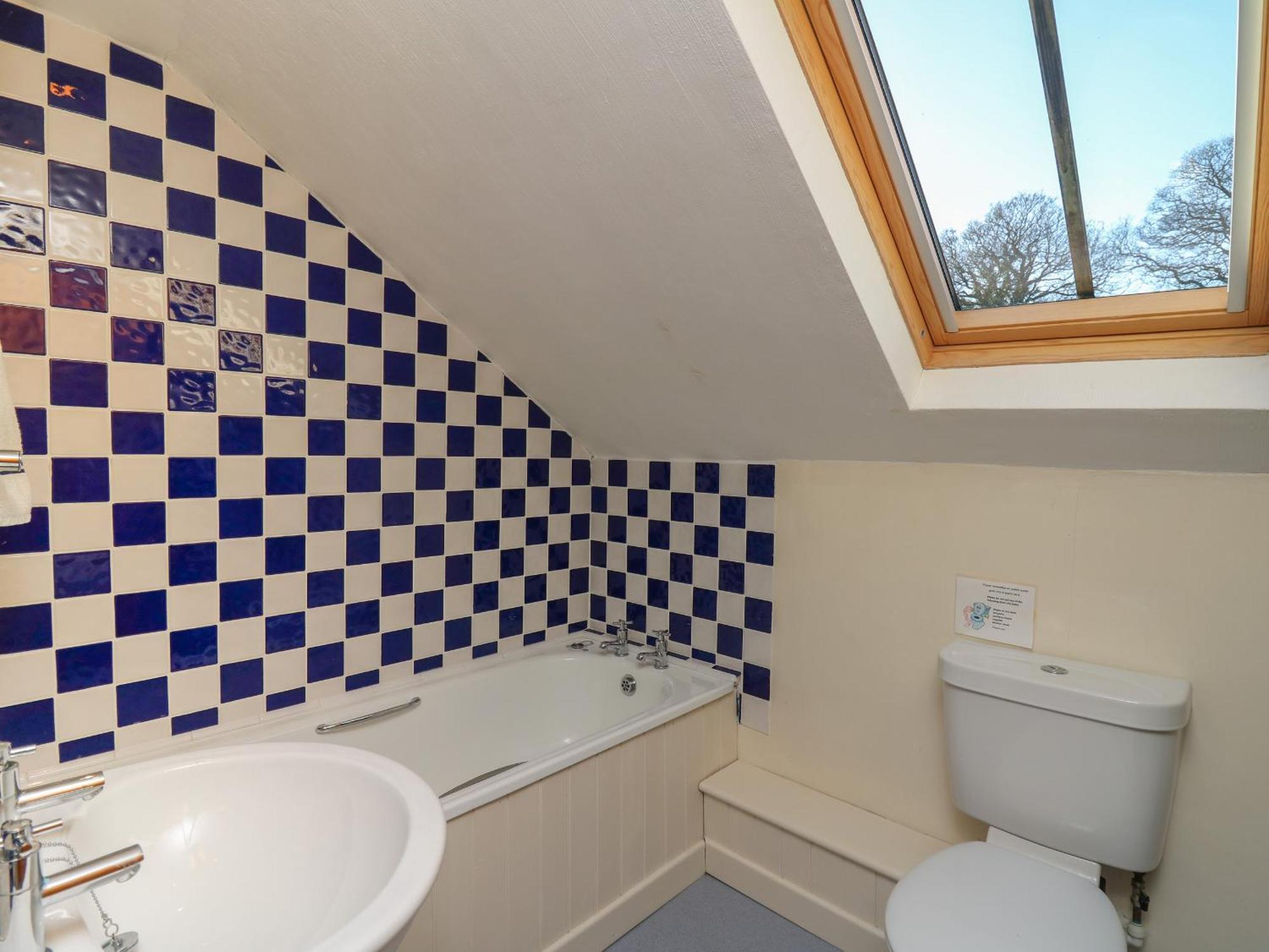 Caely Villa Llandrindod Wells Exteriör bild